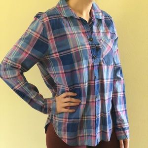 American Eagle Plaid Button Down Shirt